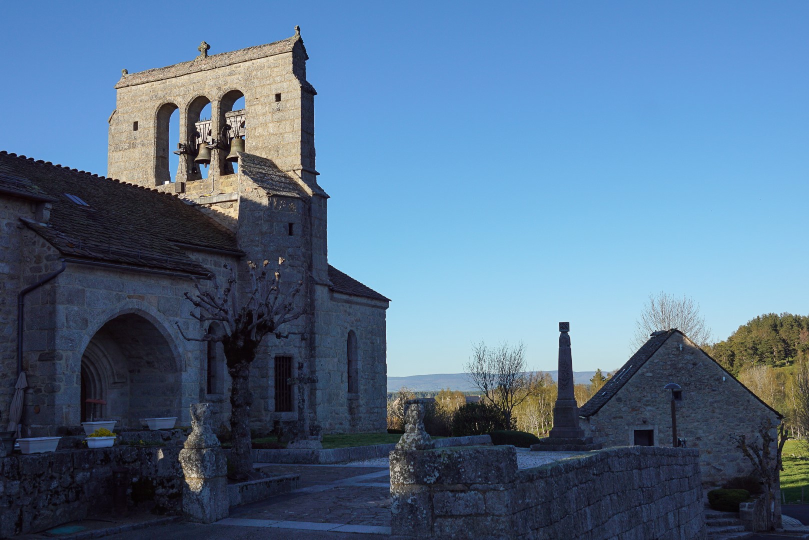 Eglise Saint-Julien de La Fage