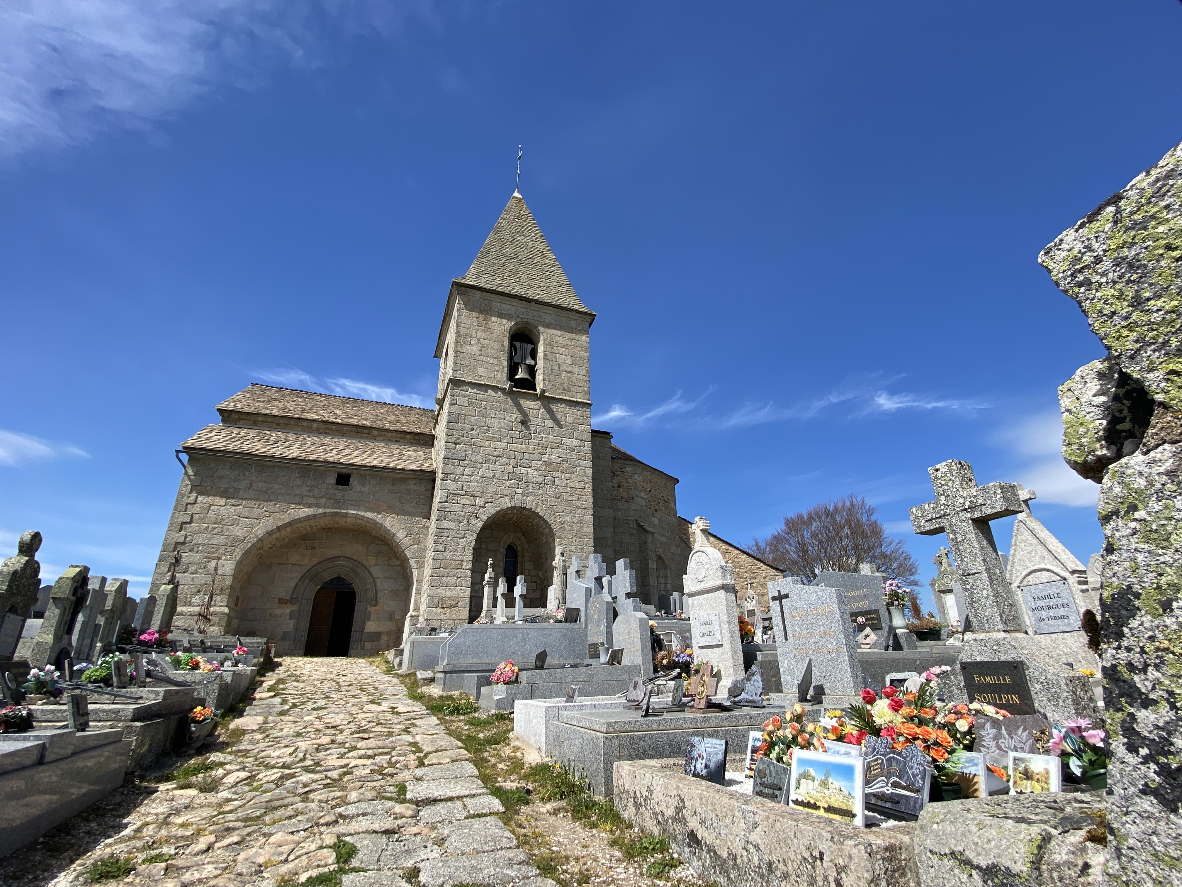Eglise de la Fage-St-Julien_4