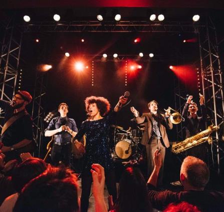 09-17_IG_Butshakers_UNE tourinsoft