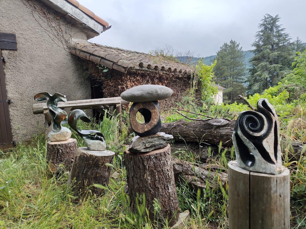 STAGE SCULPTURE SUR PIERRE, DÉCOUVERTE DU SAVOIR-FAIRE SHONA.