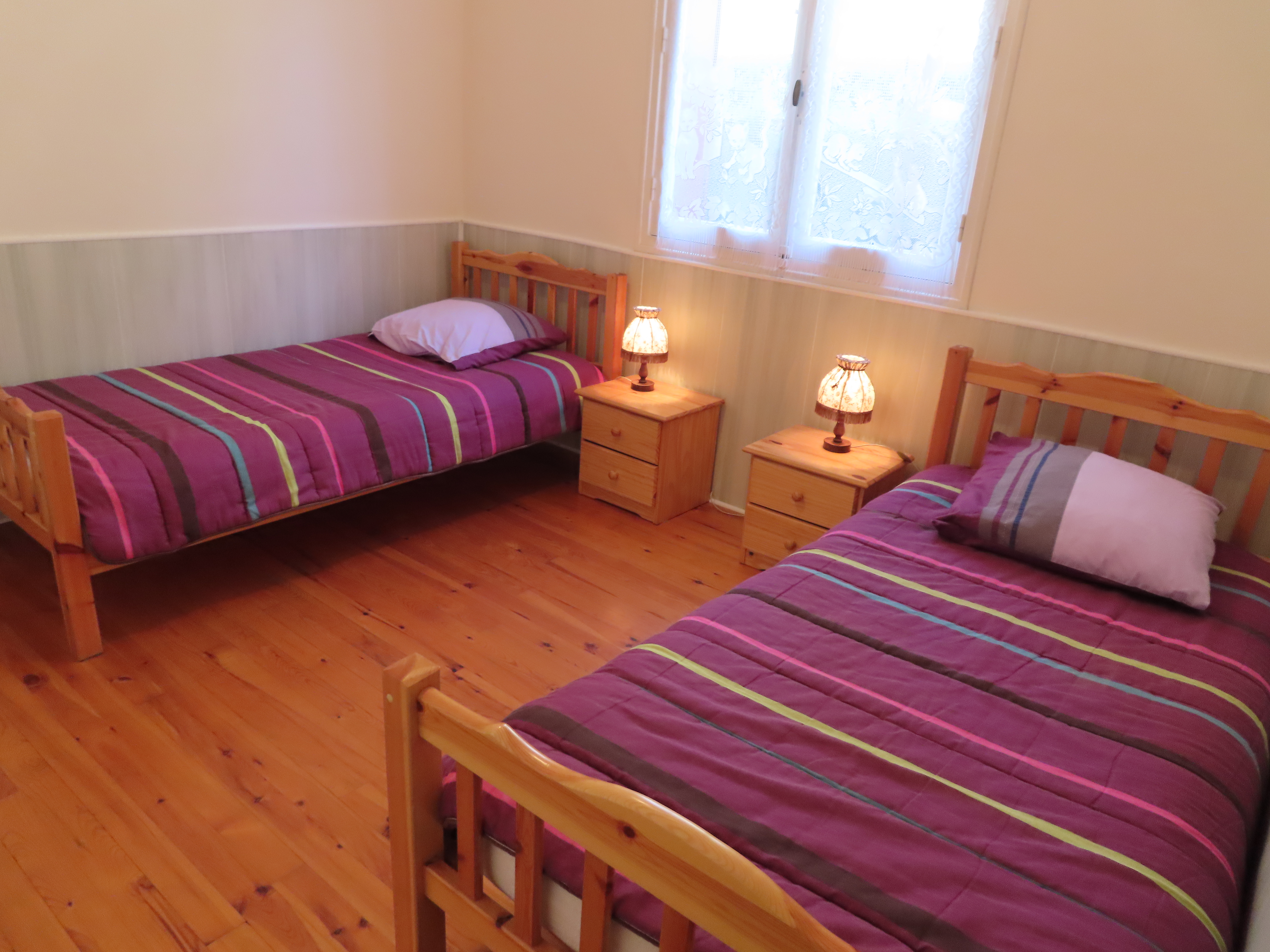 MAGNE GILBERT, Bourgs sur Colagne