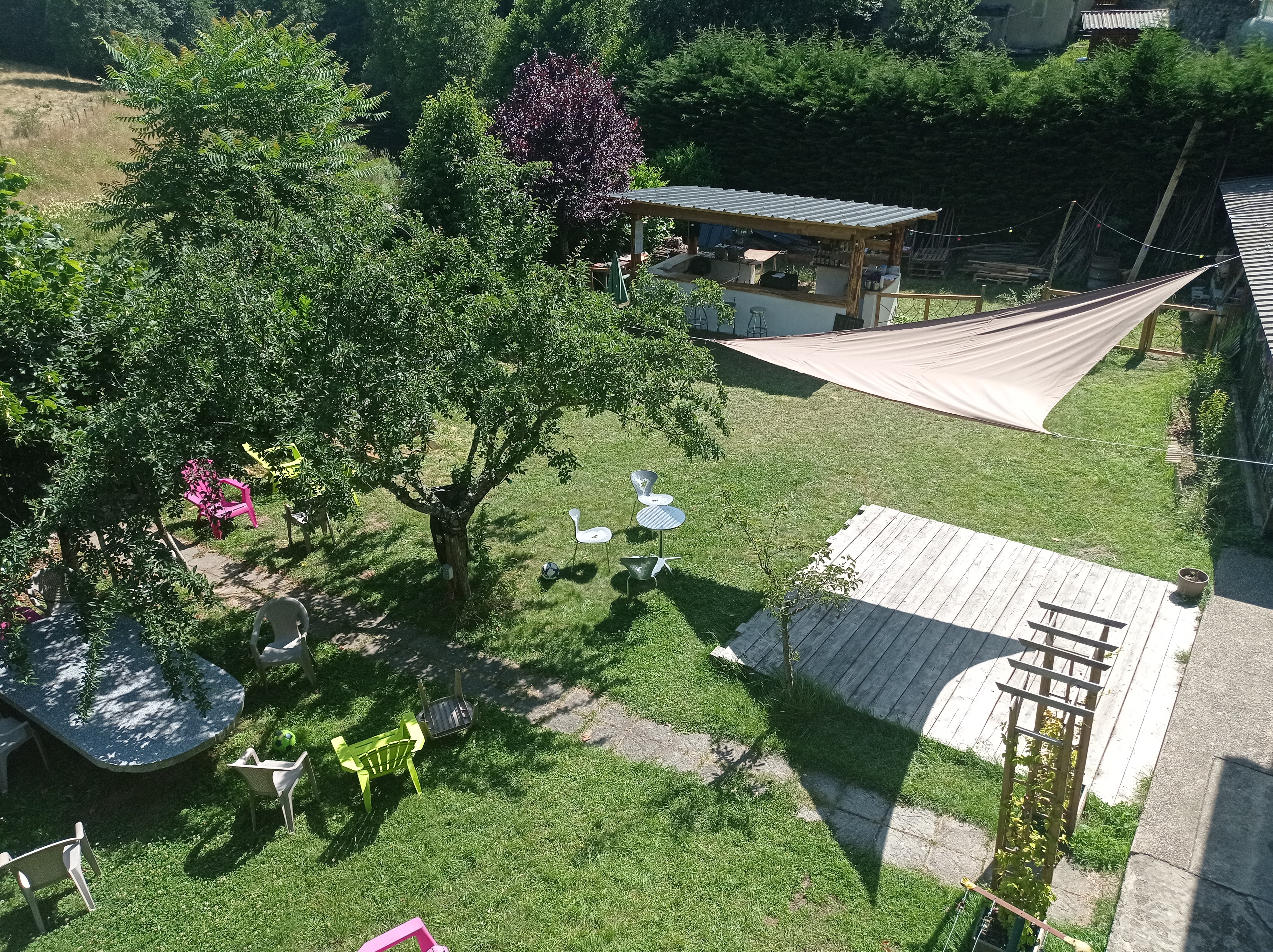AUX 2 RIVIÈRES