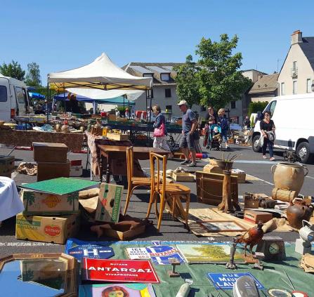 Brocante Aumont