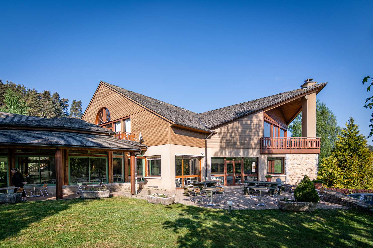 HÔTEL-CLUB*** LES HAMEAUX DE LOZÈRE, SURE HOTEL COLLECTION BY BEST WESTERN