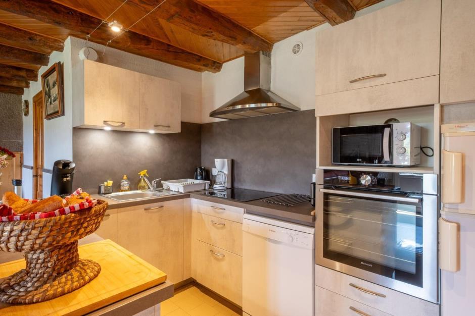 417699-10_48G111290_226156da0c1e01d9f76d37ebee997096 