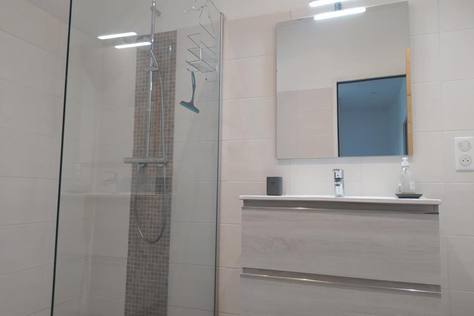 443726-8_48G170200_e8145a38eb75e50e8c39d4c1bb3897c8 