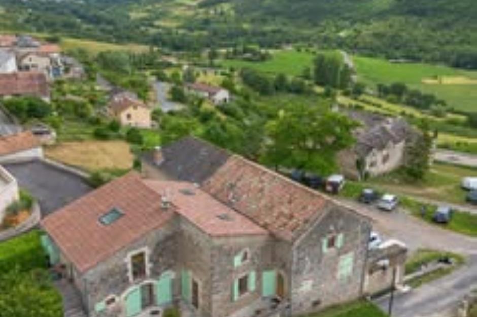 490299729_1256707346381727_7417149759207897398_n 