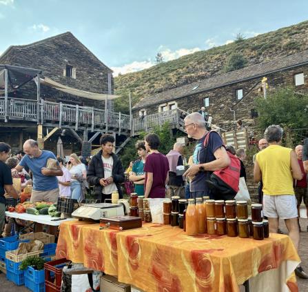 9b-marche_estival_espinas-2048x1516