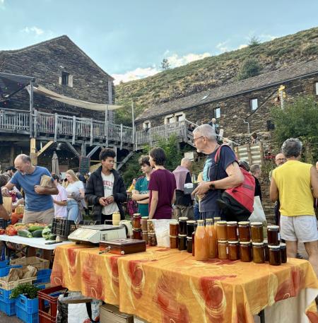 9b-marche_estival_espinas-2048x1516