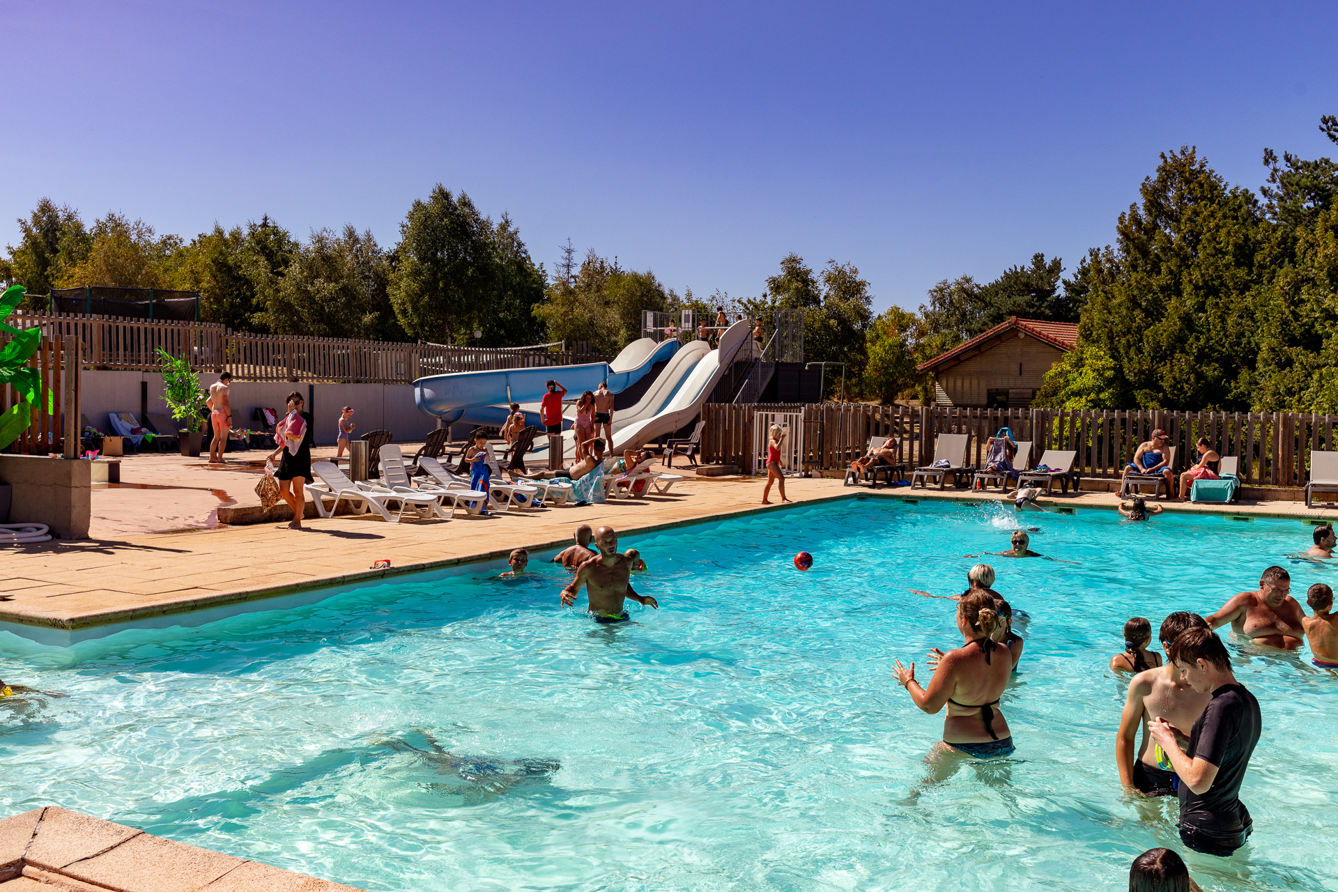 CAMPING LES SOUS BOIS DU LAC