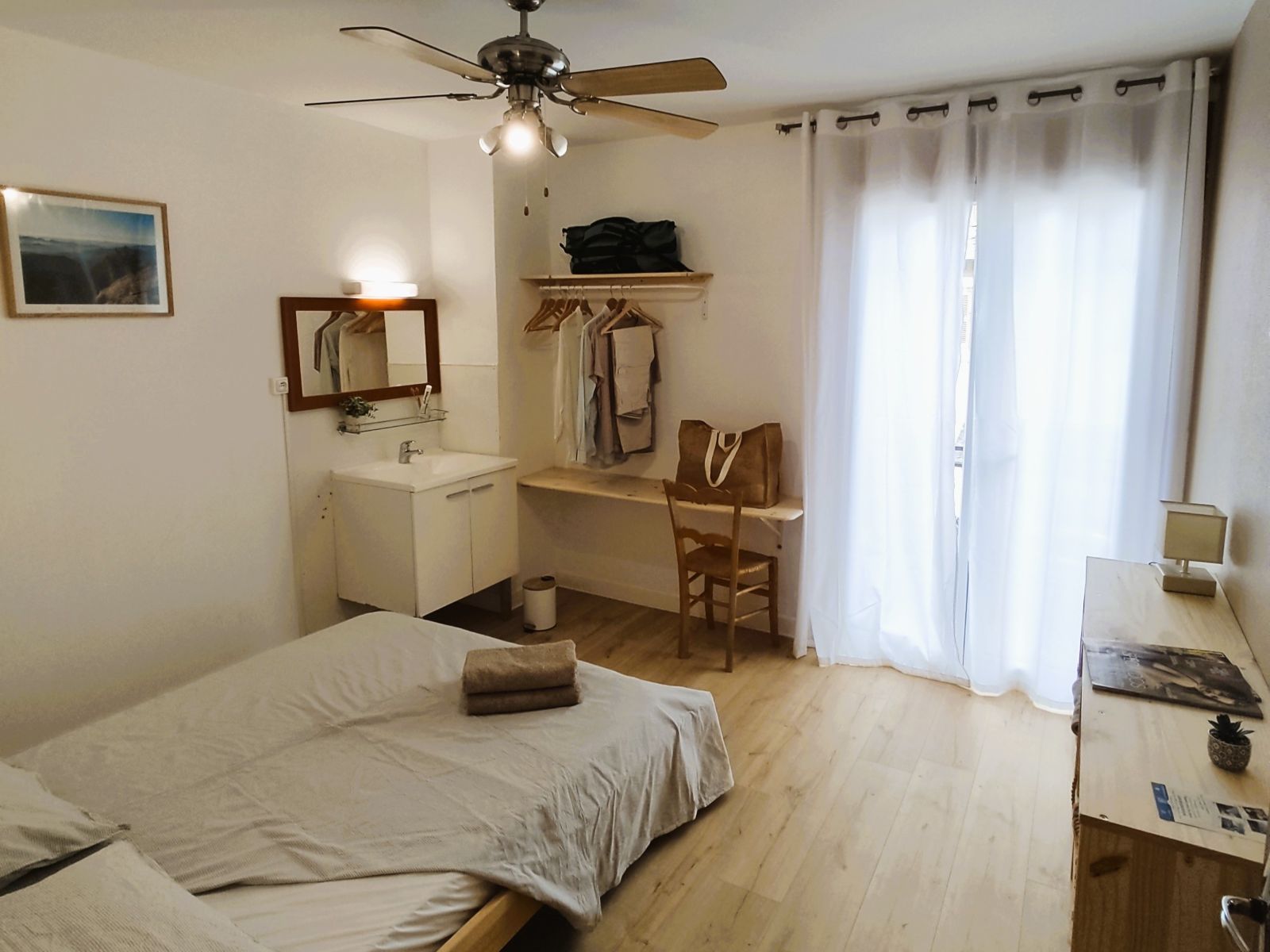MAISON SAURY: "LE BALCON" — photo 3