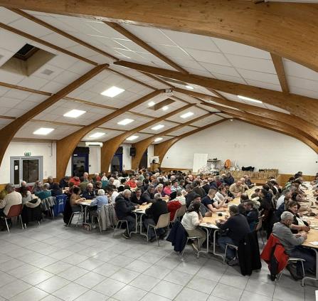 Belote Comité de fêtes Chambon Le chateau