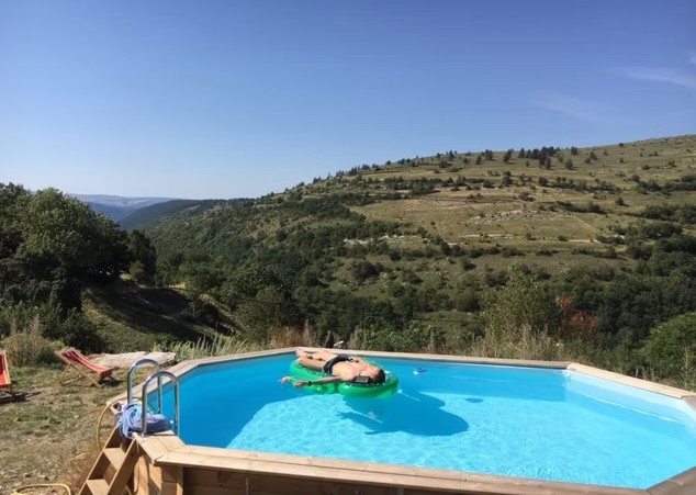 YOURTE - L'ANTRE PARENTHESE, Ispagnac