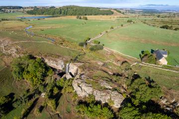 Cascade de De_roc (9)© B. Colomb - Loze_re Sauvage pour PACT Aubrac (1)