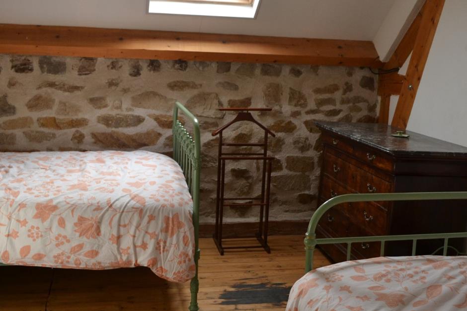 Chambre-3---2-lits-de-120 