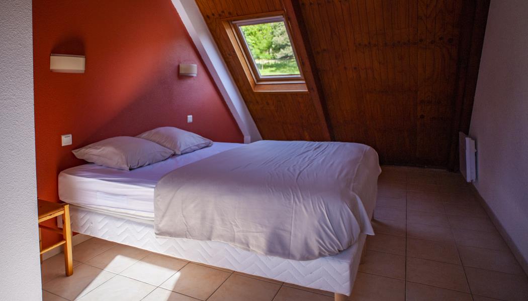 Chambre gîte 6-8 (2) Chambre gîte 6-8 (2)