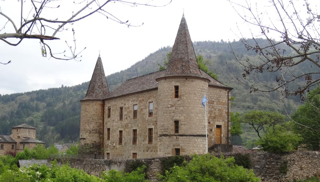 Chateau du Parc national des Cevennes - Florac