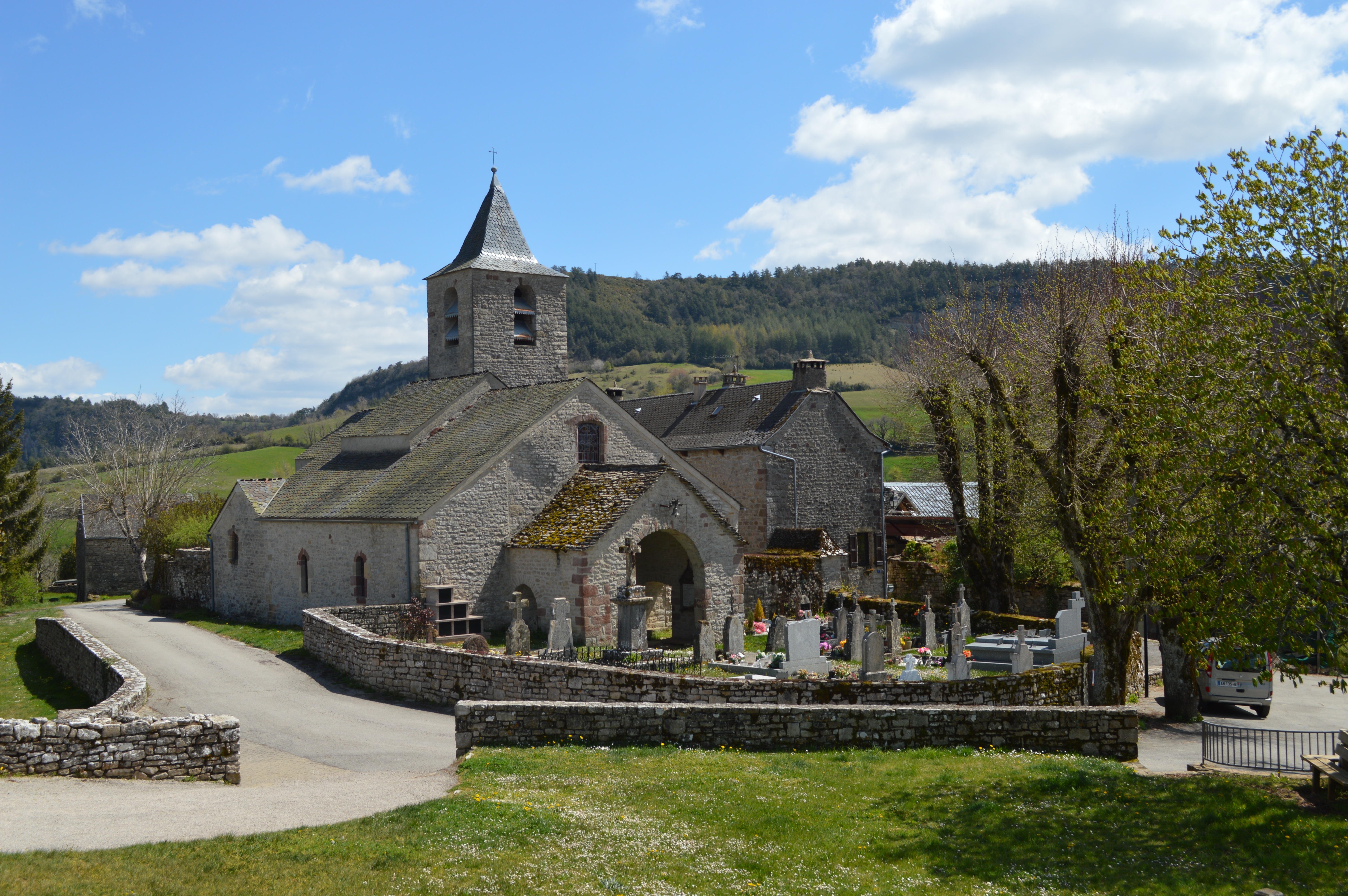 EGLISE SAINT-VINCENT DE CANILHAC