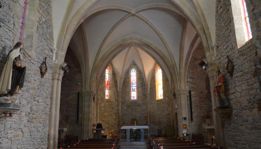 Eglise de Mas St-Chély - nef