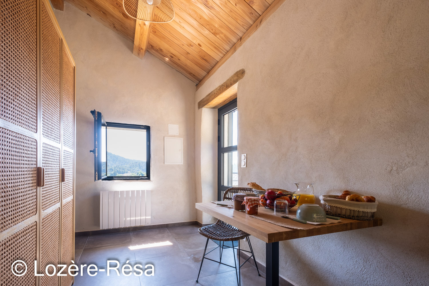 GÎTE DU CHAMP NEUF : LA GRANGE DU PAPÉ, Saint-Julien-des-Points - photo 8