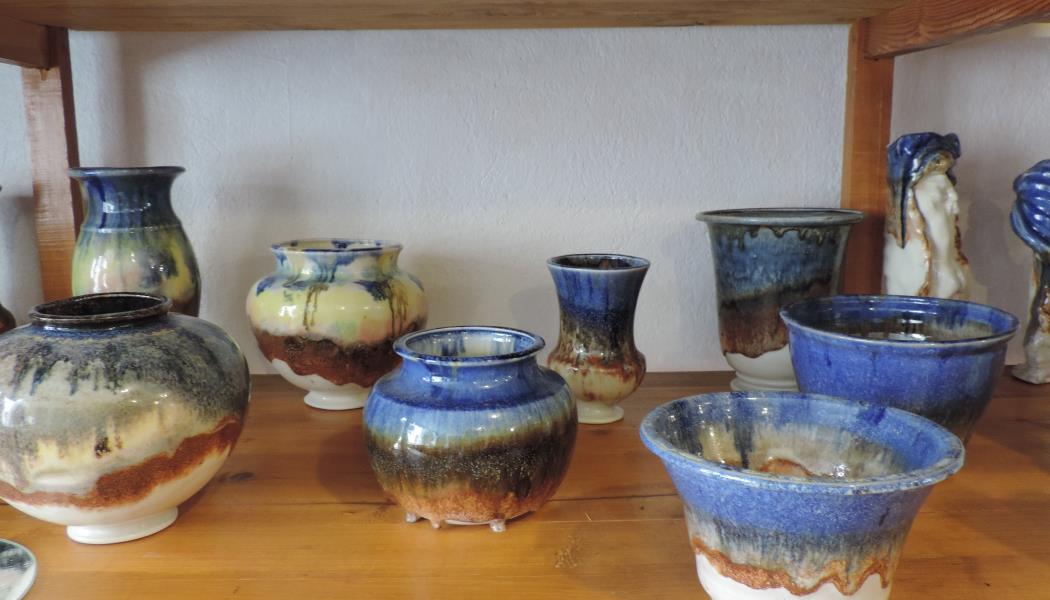 Les vases en porcelaine couleur 