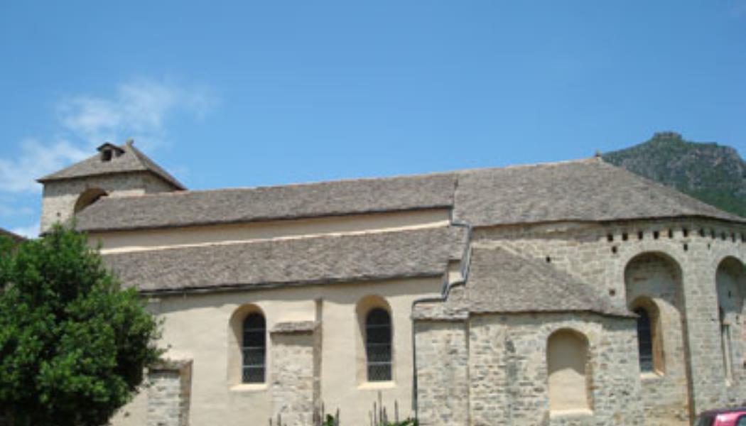 Eglise-Le-Rozier-2