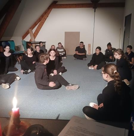 Répétition de l’Atelier théâtre du collège Marthe Dupeyron 