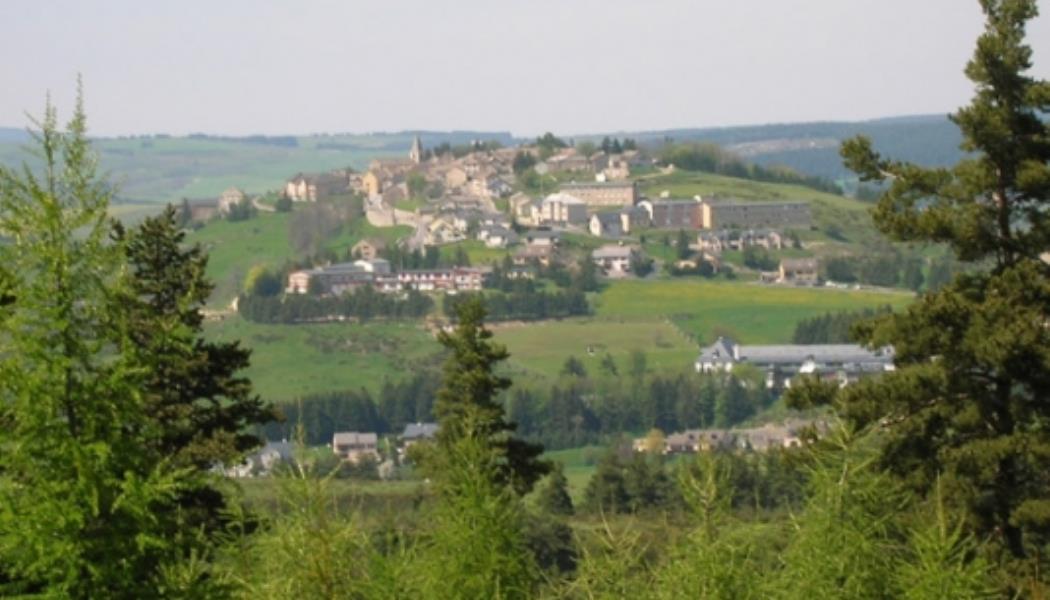 Vue Châteauneuf de Randon