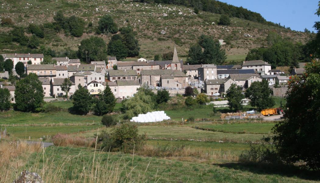 Le village d'Arzenc de Randon