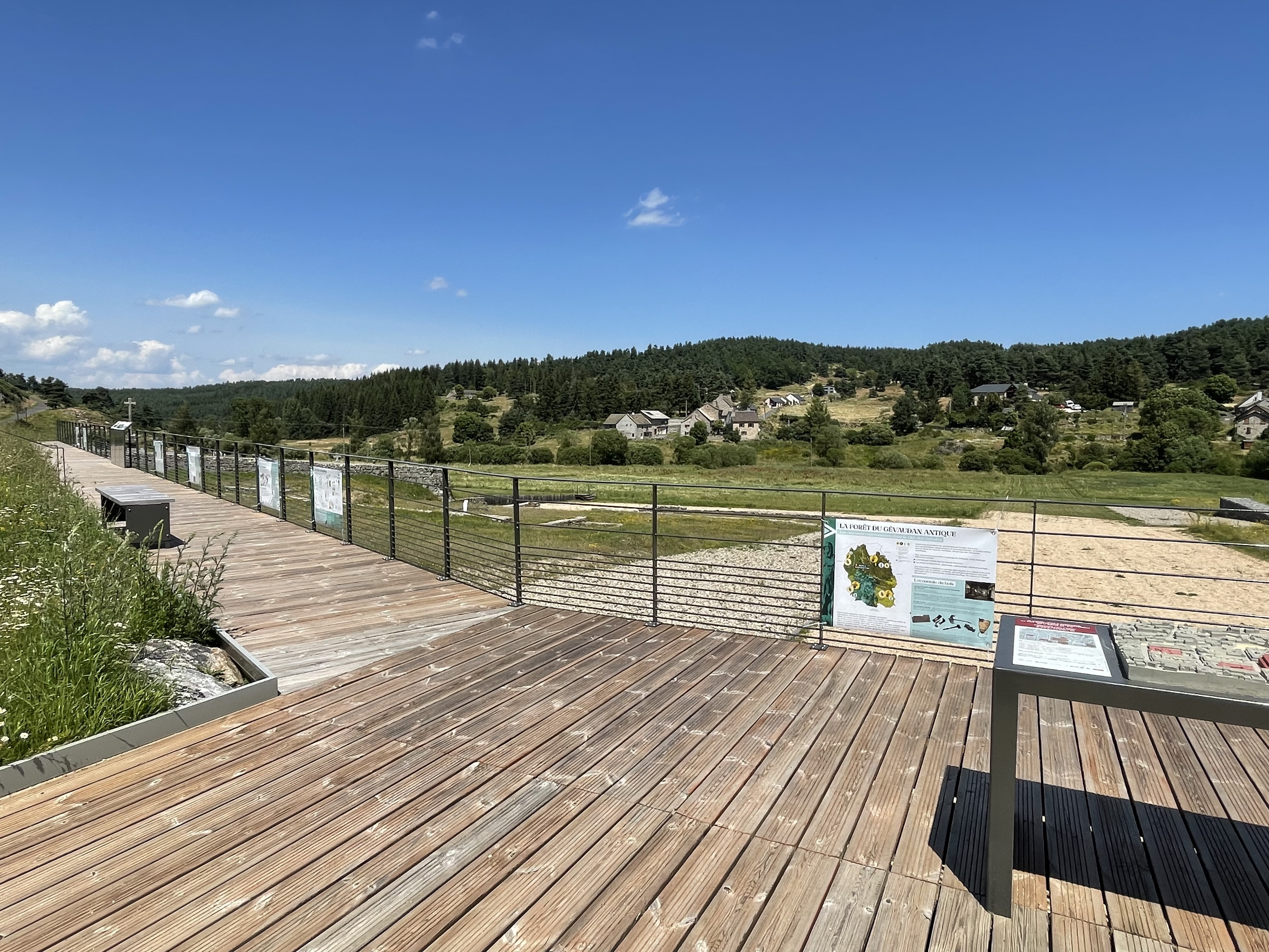 CAPITALE ANTIQUE DU GÉVAUDAN, Peyre en Aubrac