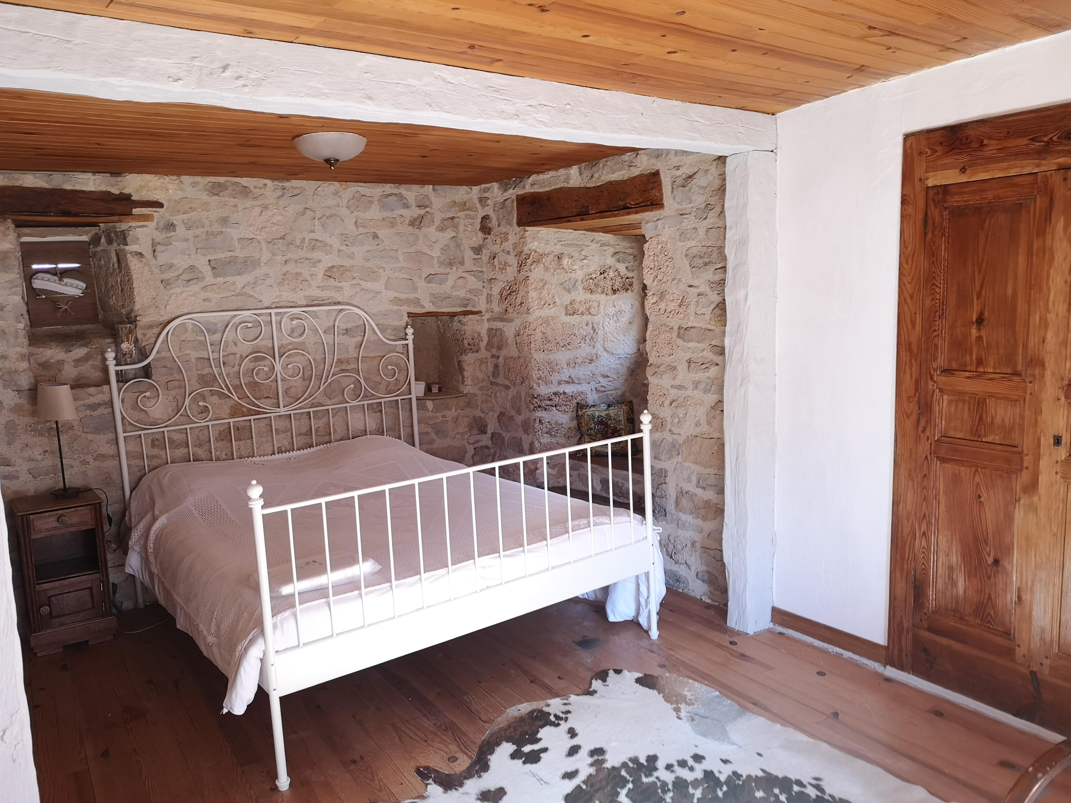 MAISON TRADITIONNELLE, Saint-Saturnin - photo 6