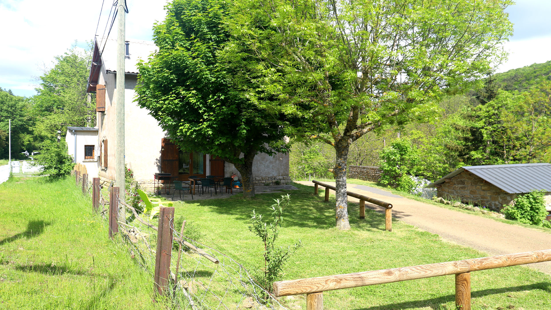 ANCIENNE GARE CHEZ CHRIS & BRUNO