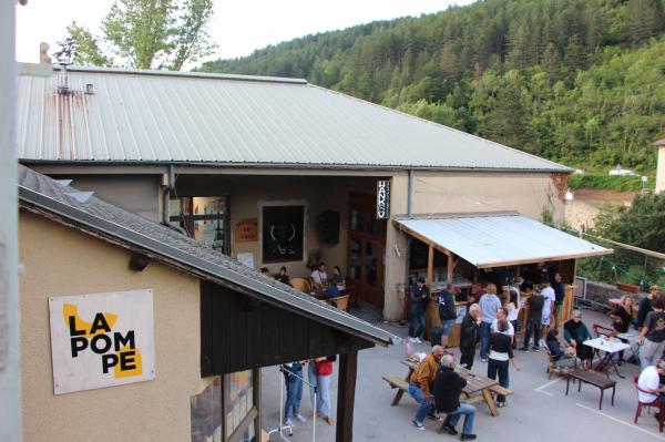 EXPOSITION DE JAY & TILL