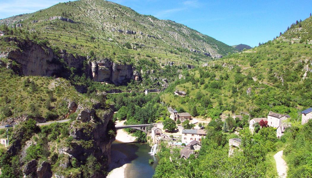 village de Saint-Chély du Tarn