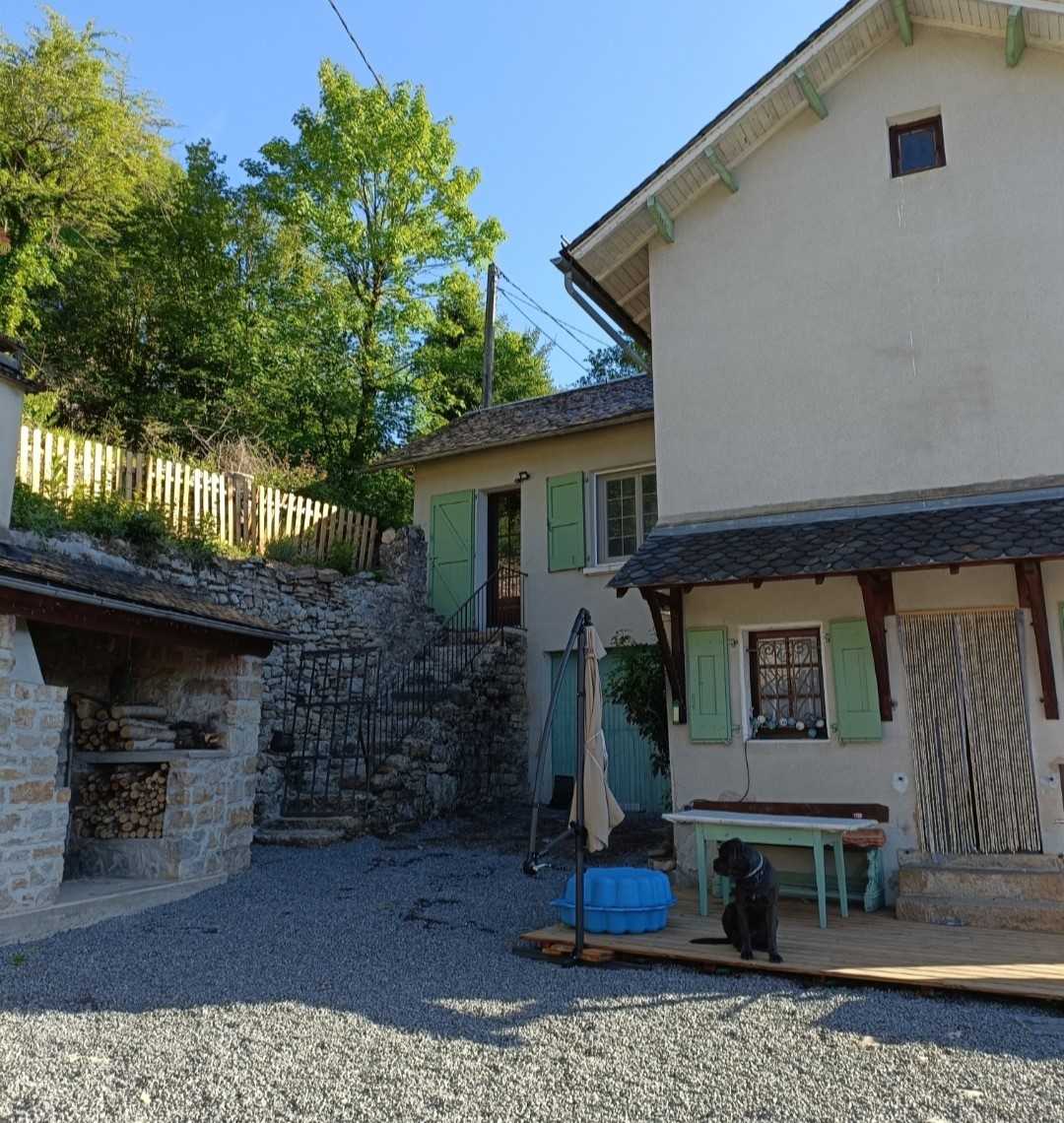 L'OUSTAL