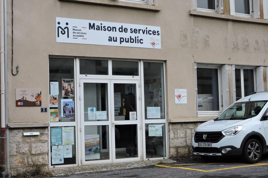 L6613LAR048V508E1W_maison de services au public 
