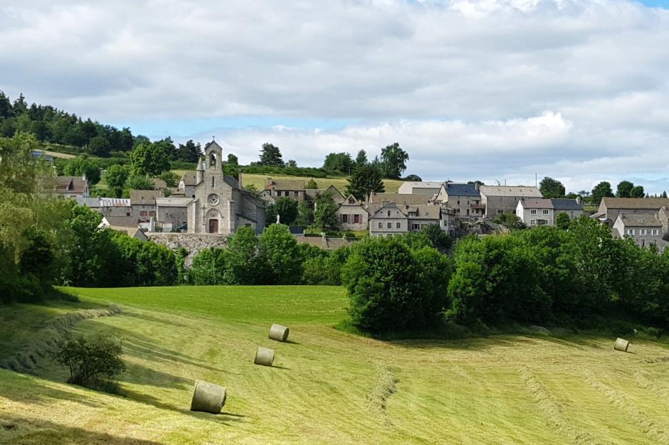 LE BUISSON PORTE D'ENTRÉE DU PNR AUBRAC LE BUISSON Lozère Tourism