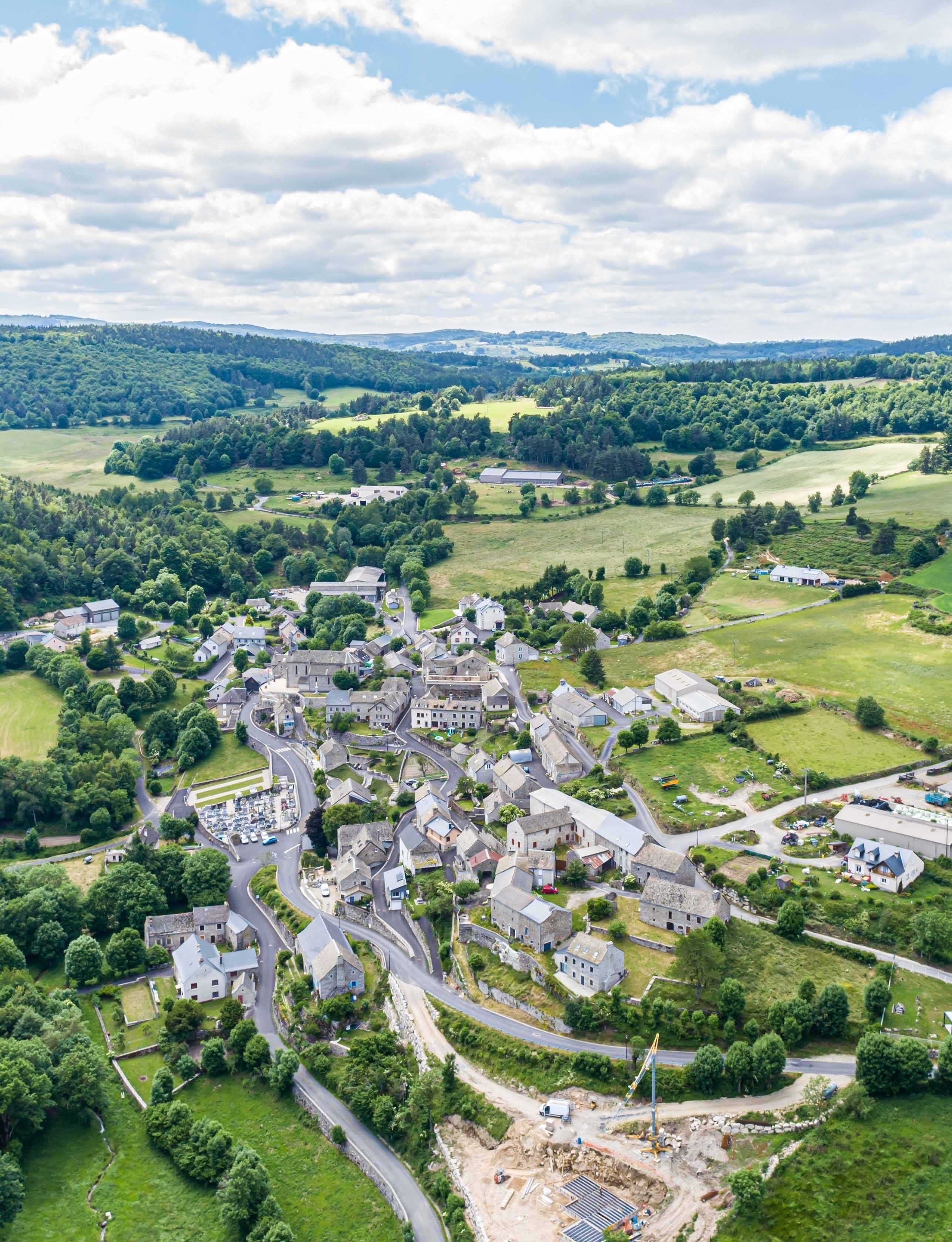 LE BUISSON PORTE D'ENTRÉE DU PNR AUBRAC