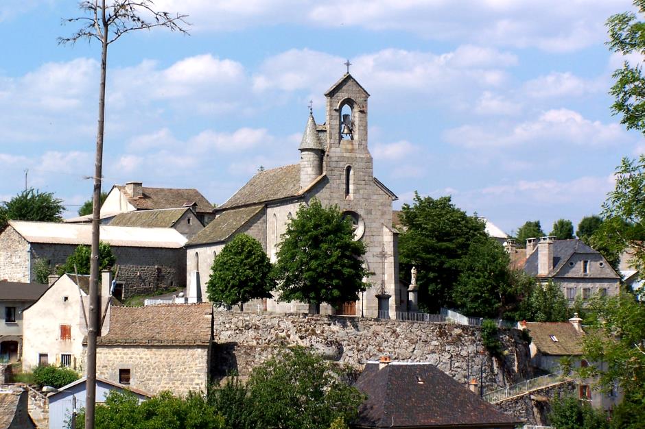 LE BUISSON PORTE D'ENTRÉE DU PNR AUBRAC LE BUISSON Lozère Tourism