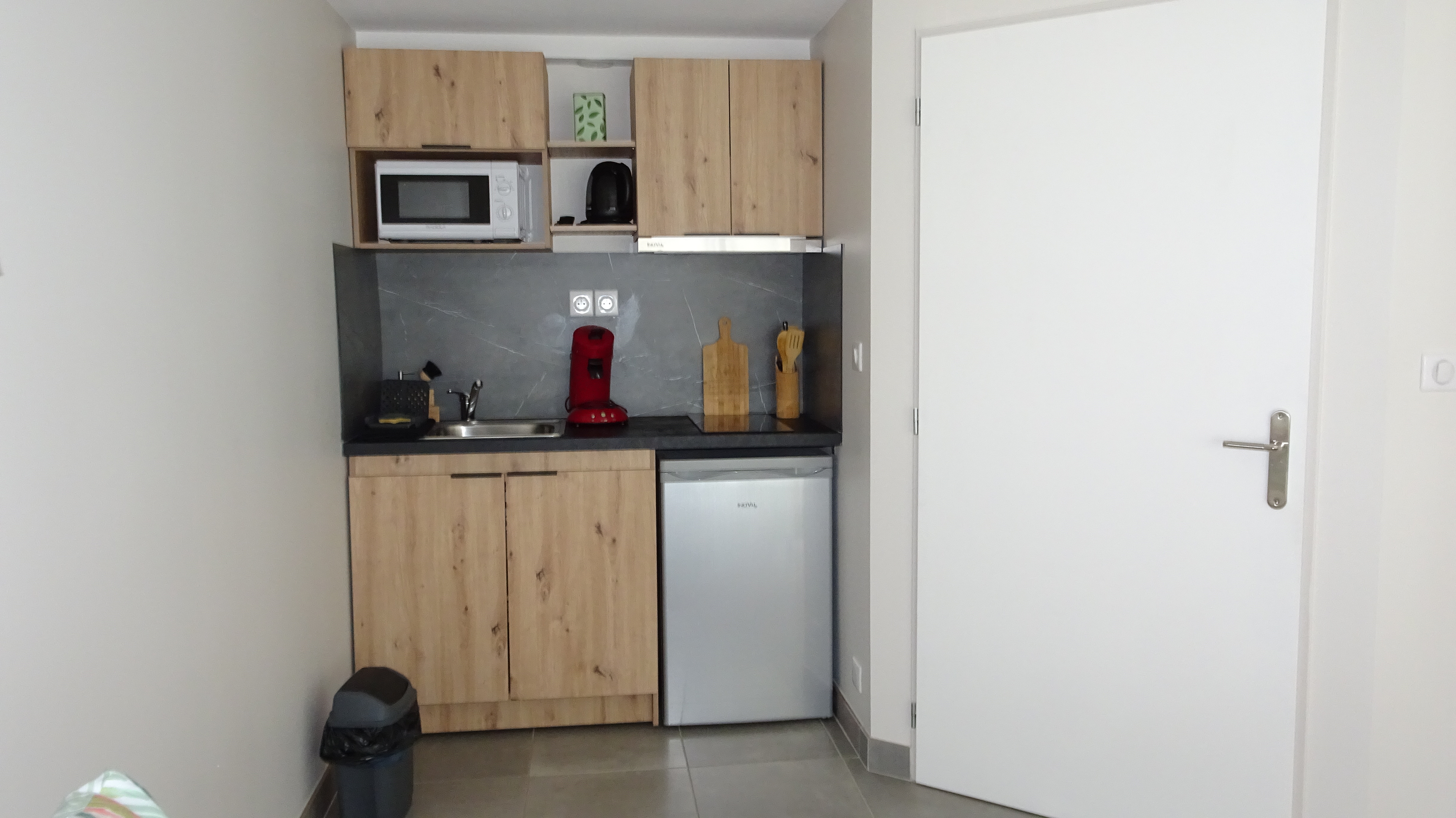 AU PONT DE LA GINÈZE - STUDIO LE HIBOU, Barjac - photo 10