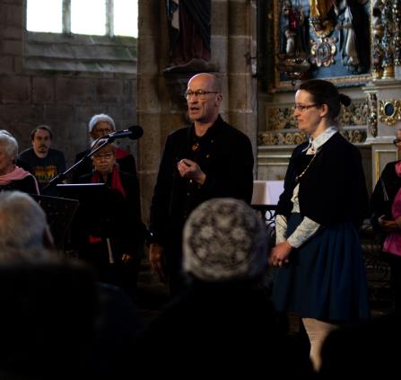 Les chanteurs Axel Perret et Karen Tréguier © Anaëlle Larue