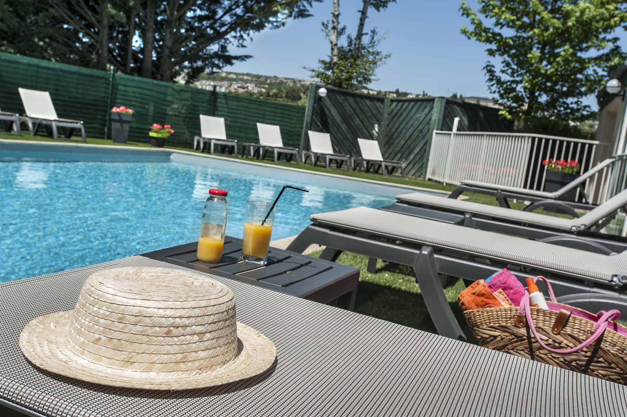 BRIT HOTEL CONFORT MENDE