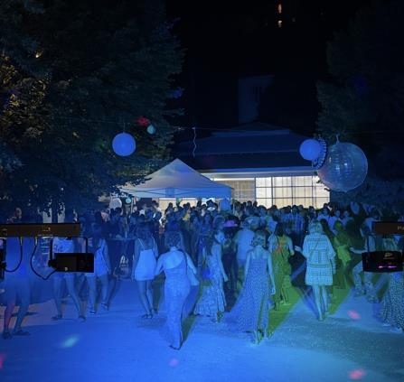 Soirée summer kitch à La Canourgue