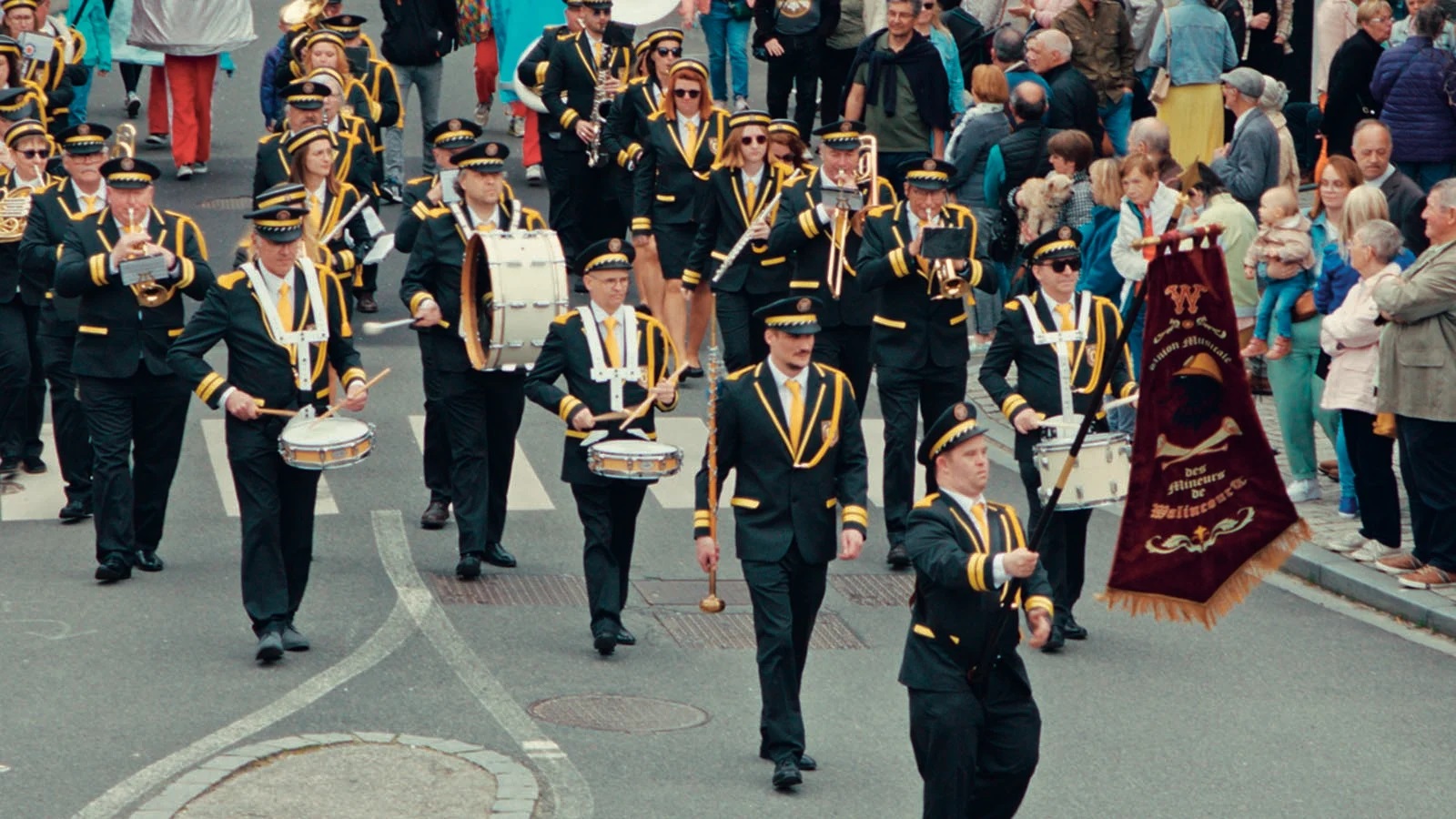 CINÉCO : EN FANFARE