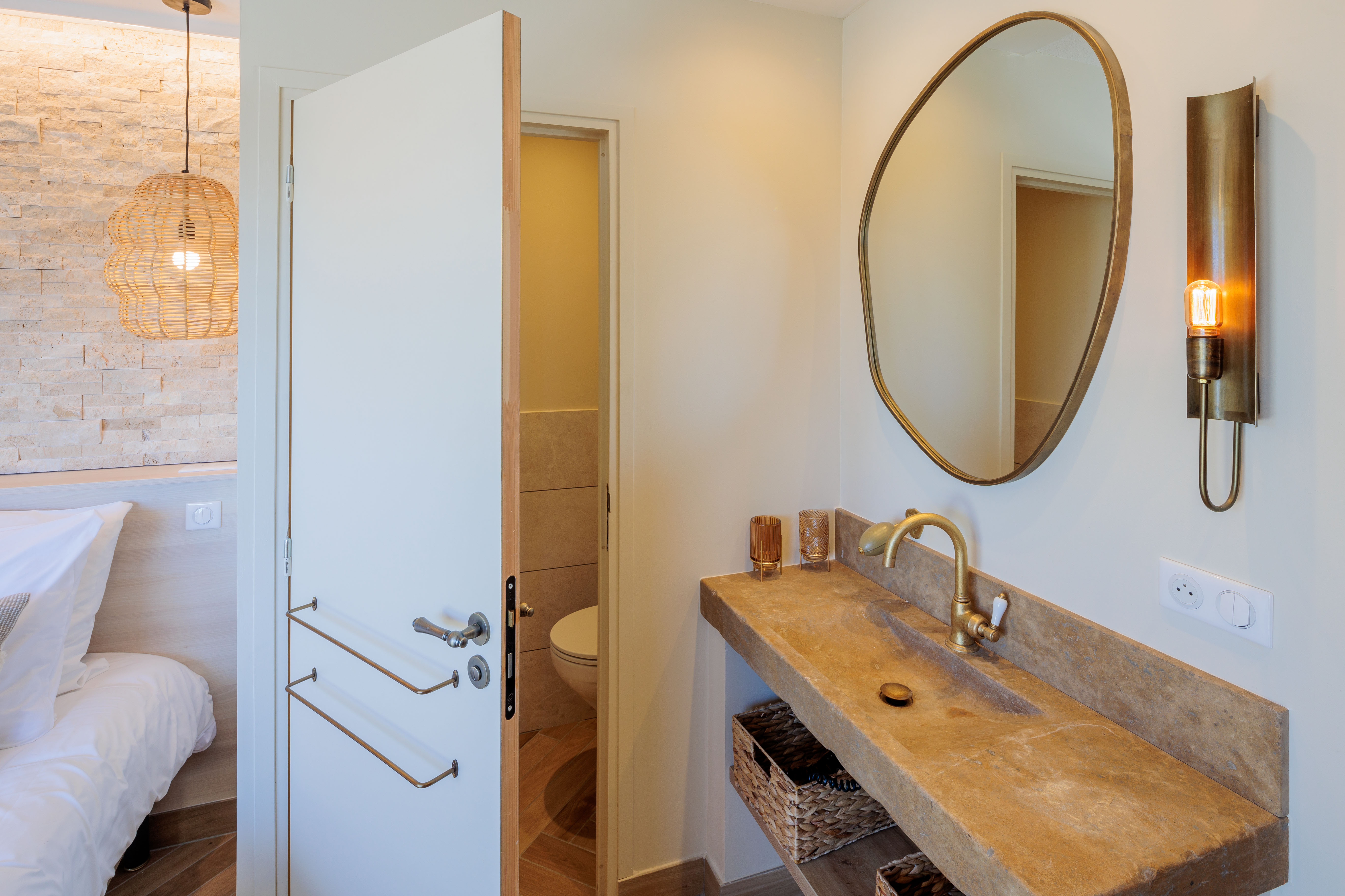 HÔTEL LES TERRASSES DU LAC - photo 2