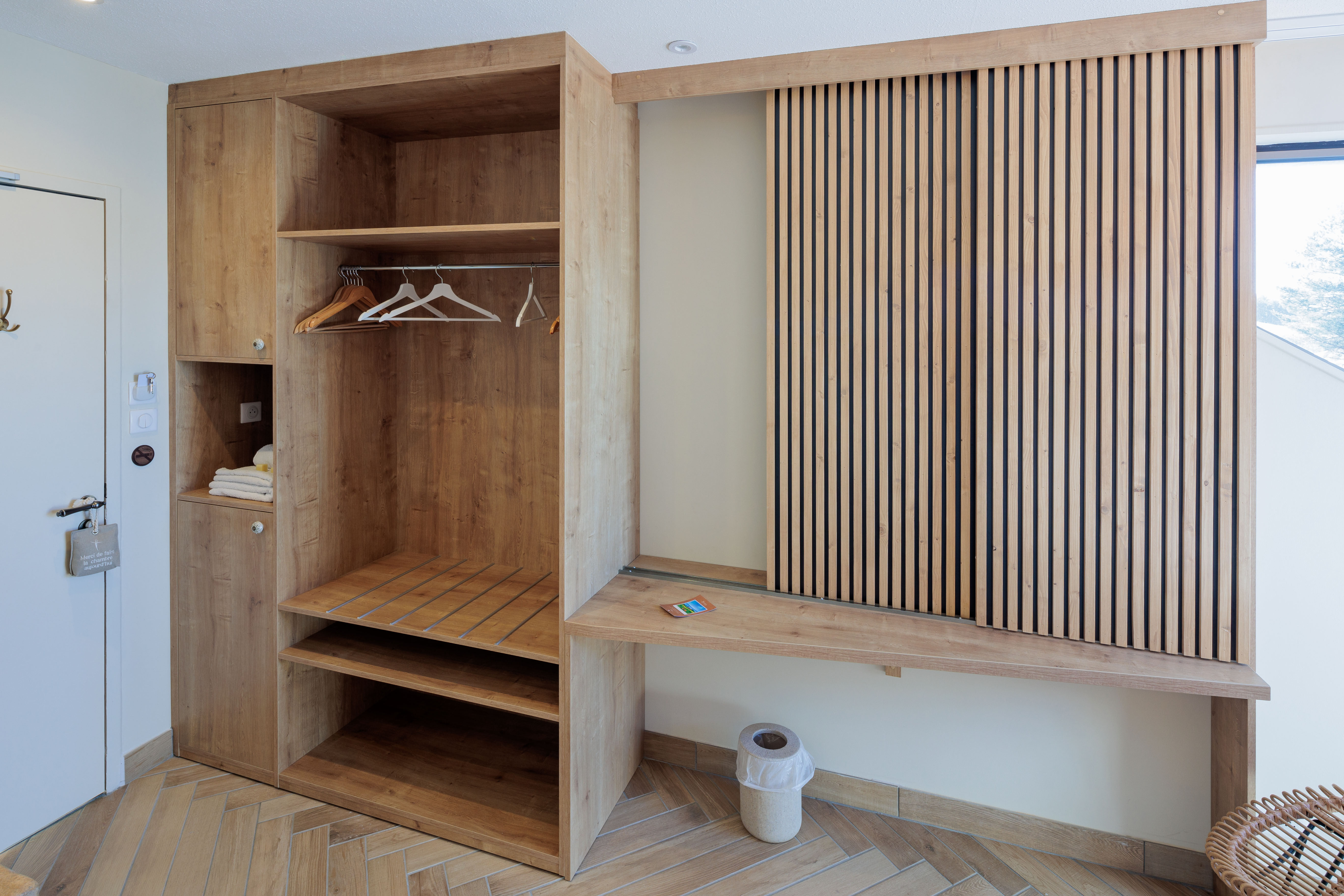 HÔTEL LES TERRASSES DU LAC, Langogne - photo 20