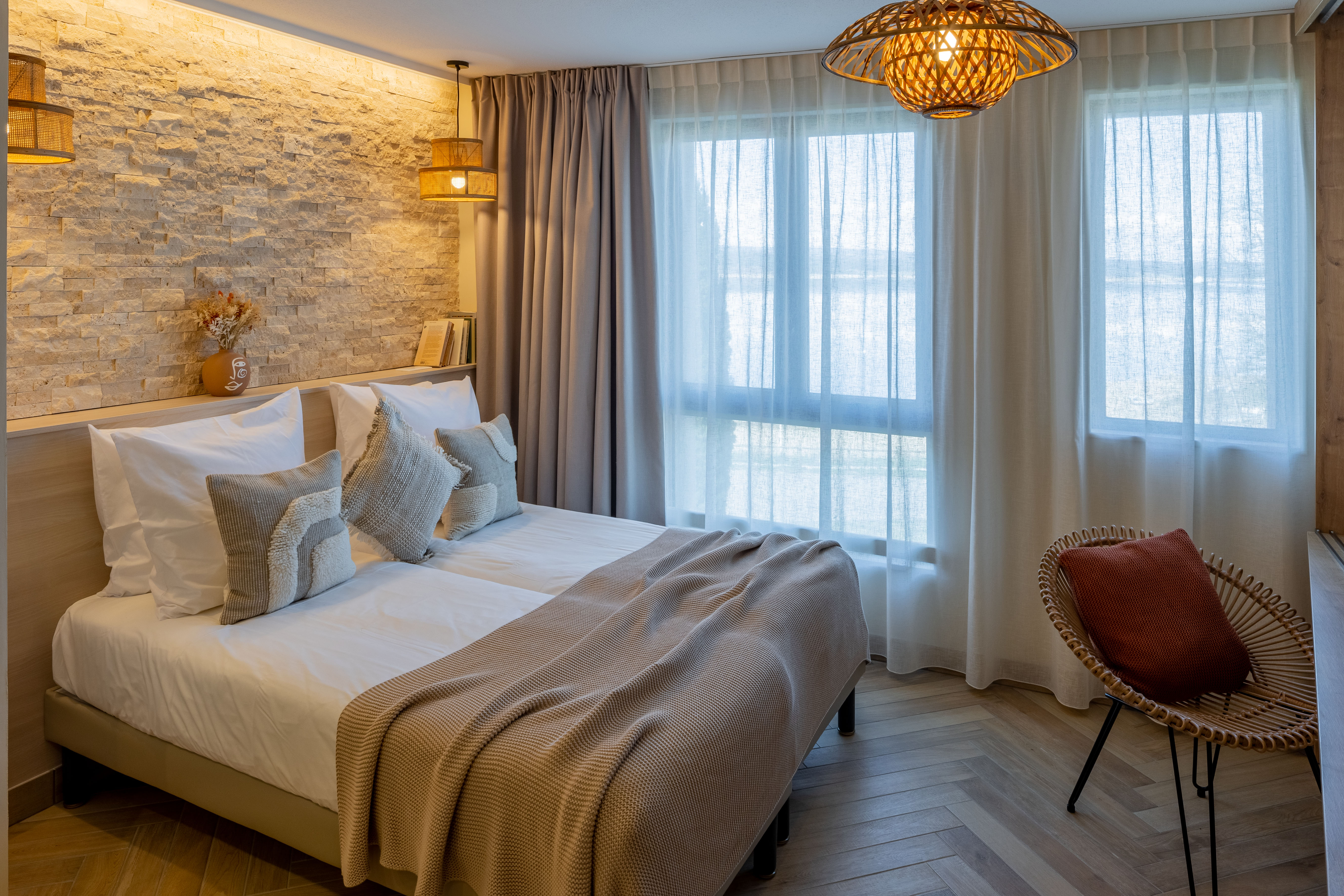 HÔTEL LES TERRASSES DU LAC