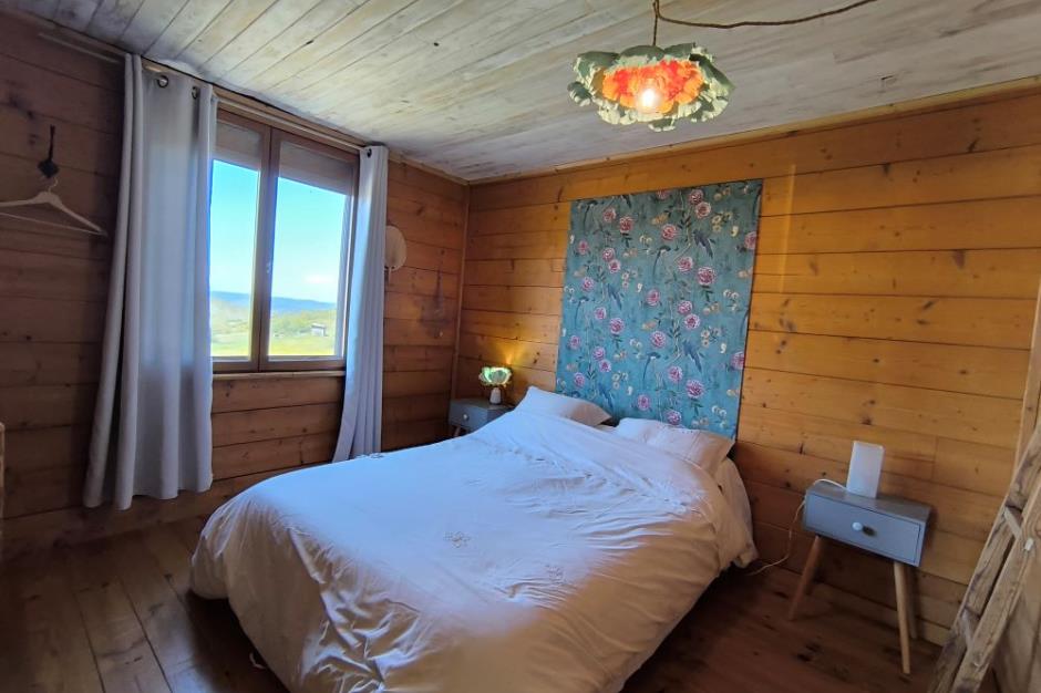 chambre pivoine lustre 