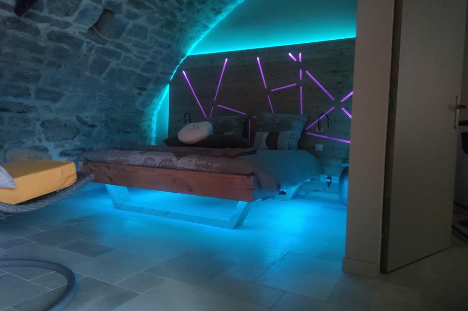 chambre soleil eau spa. 