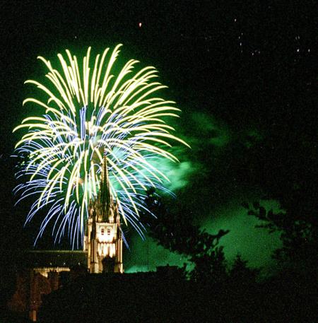feu d'artifice mende cathedrale
